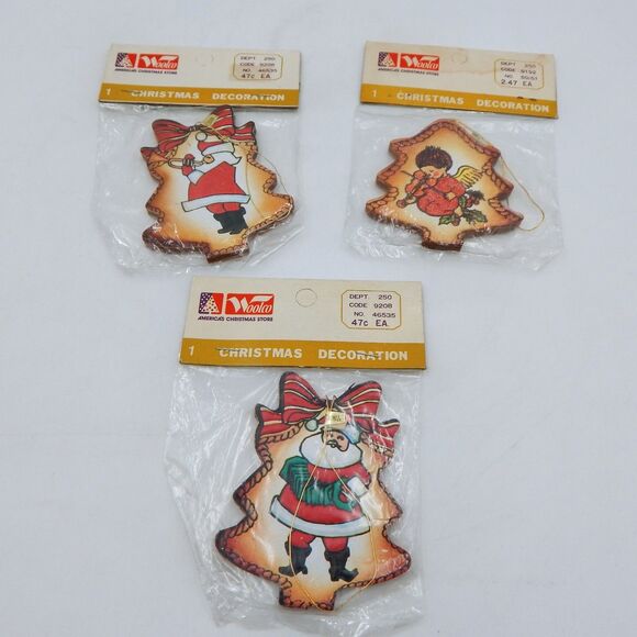 Vintage Woolworth Wooden Double-Sided Ornaments Embossed Musical 3 Inch - Picture 1 of 4